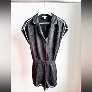 Victoria’s Secret Black Tonal Script Satin Romper Pale Pink Piping M Signature